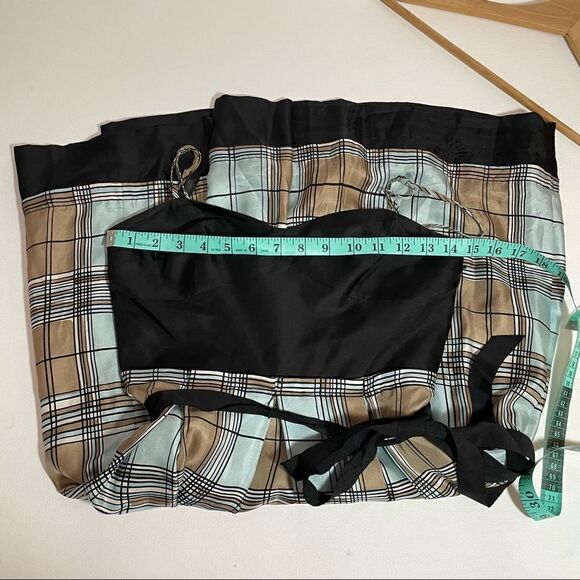 BCBG MaxAzaria black and plaid silk dress spaghetti straps fully lined - Picture 17 of 17